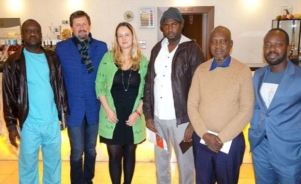 ROKOSAN na priateľskom stretnutí s členmi miestnej nigérijskej vlády