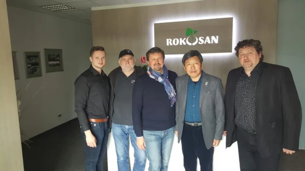 ROKOSAN mieri do Južnej Kórey